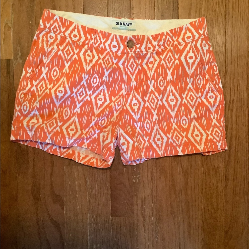 Orange and white Old Navy patterned shorts